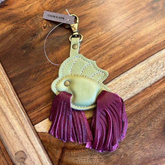 Portland Leather Betta Fish Purse Charm ORCHID FAST SHIP Portland Leather Fish - Picture 2 of 3
